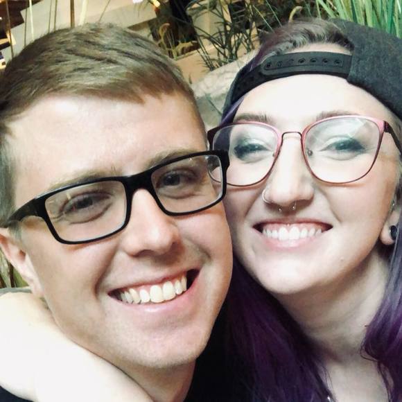 Meet your Posher, Laurel - Picture 1 of 2